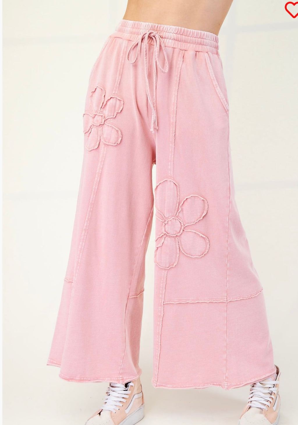 Easel raised flower knit wide leg pants